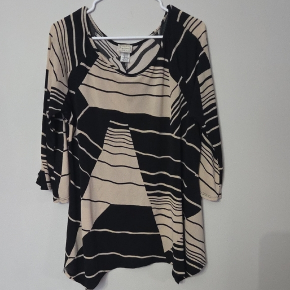 Cato Tops - Espressa Abstract Black and Tan Tunic Top